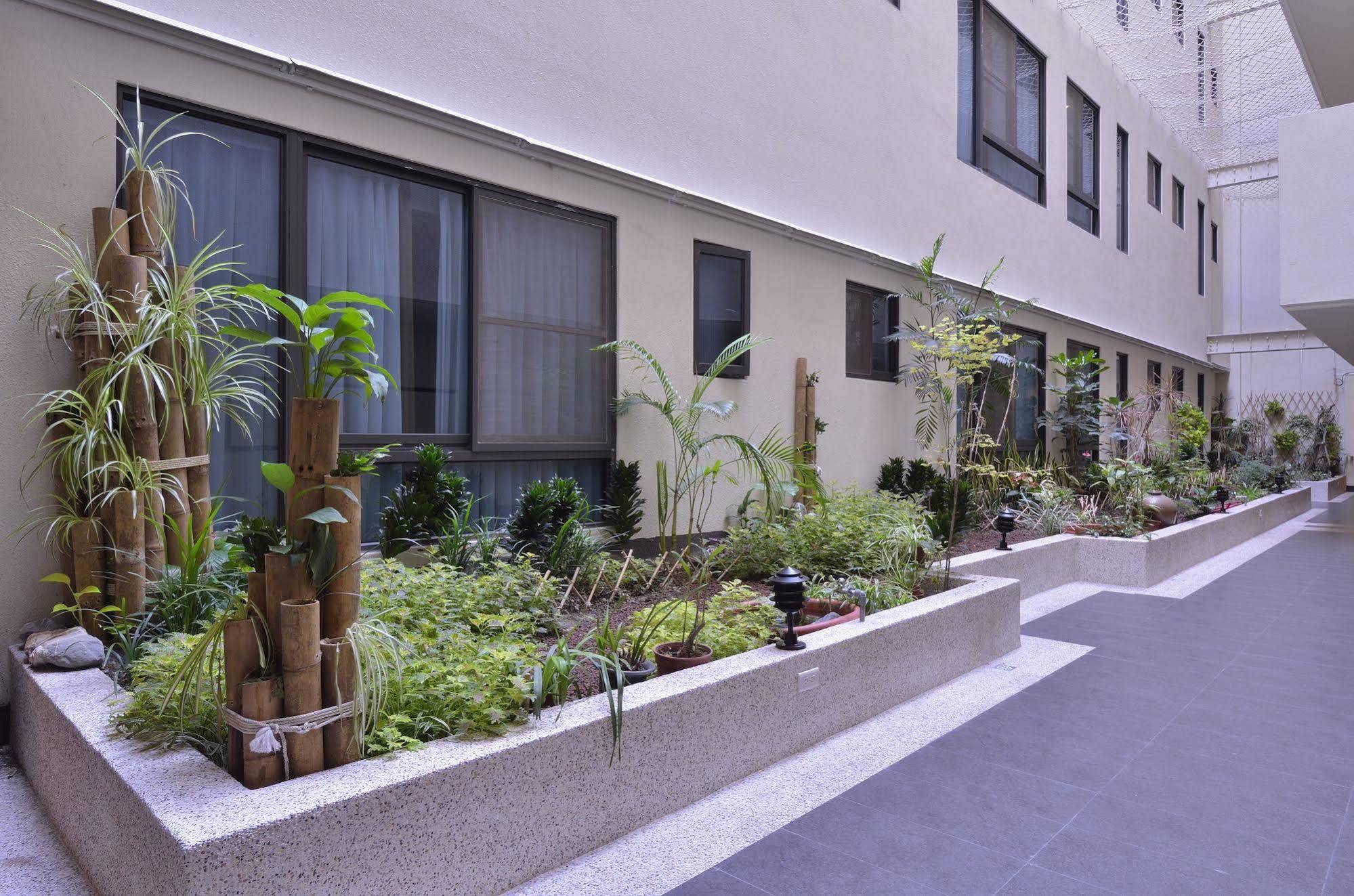 Hotel Modern Пули Экстерьер фото