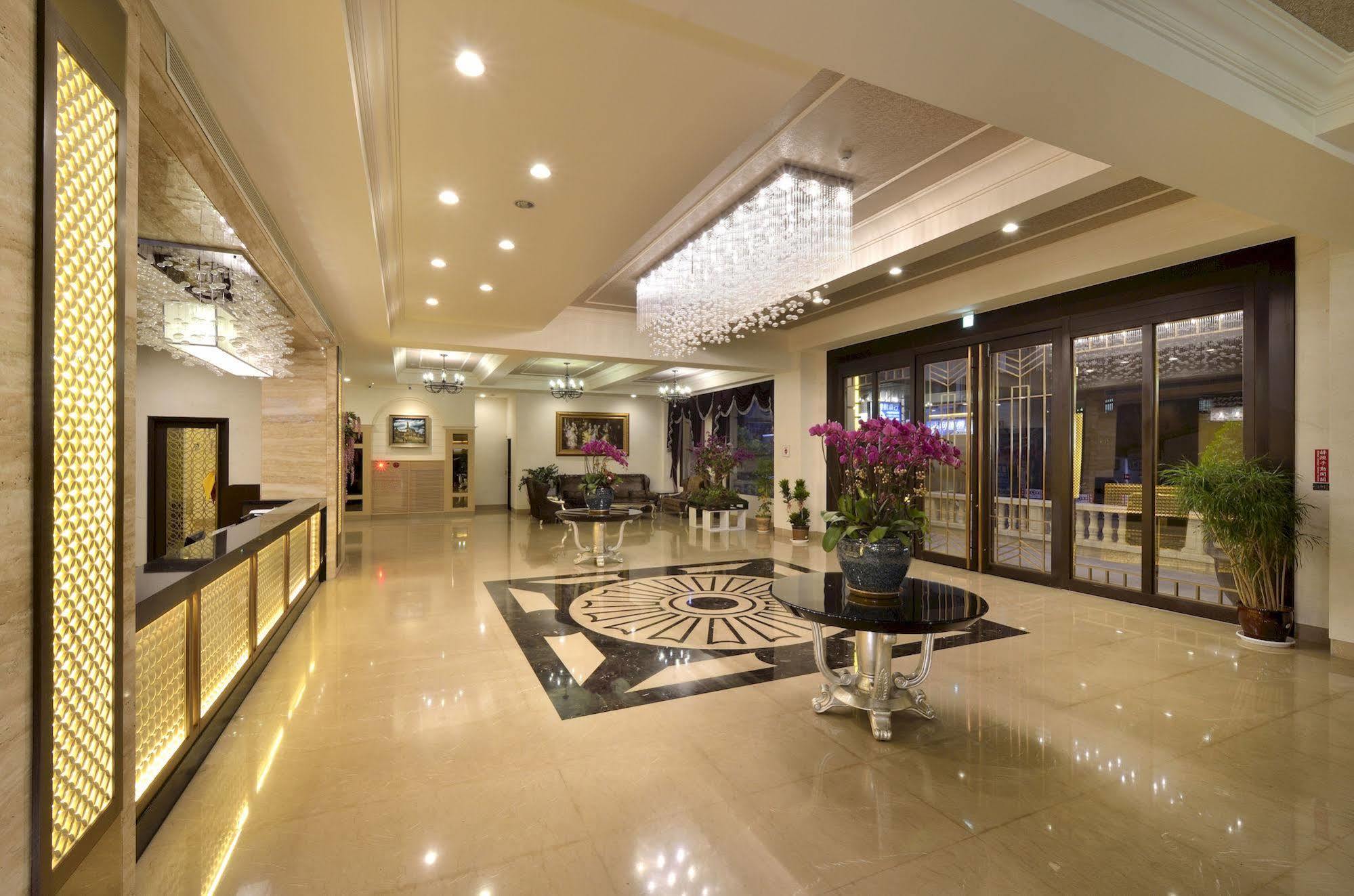 Hotel Modern Пули Экстерьер фото