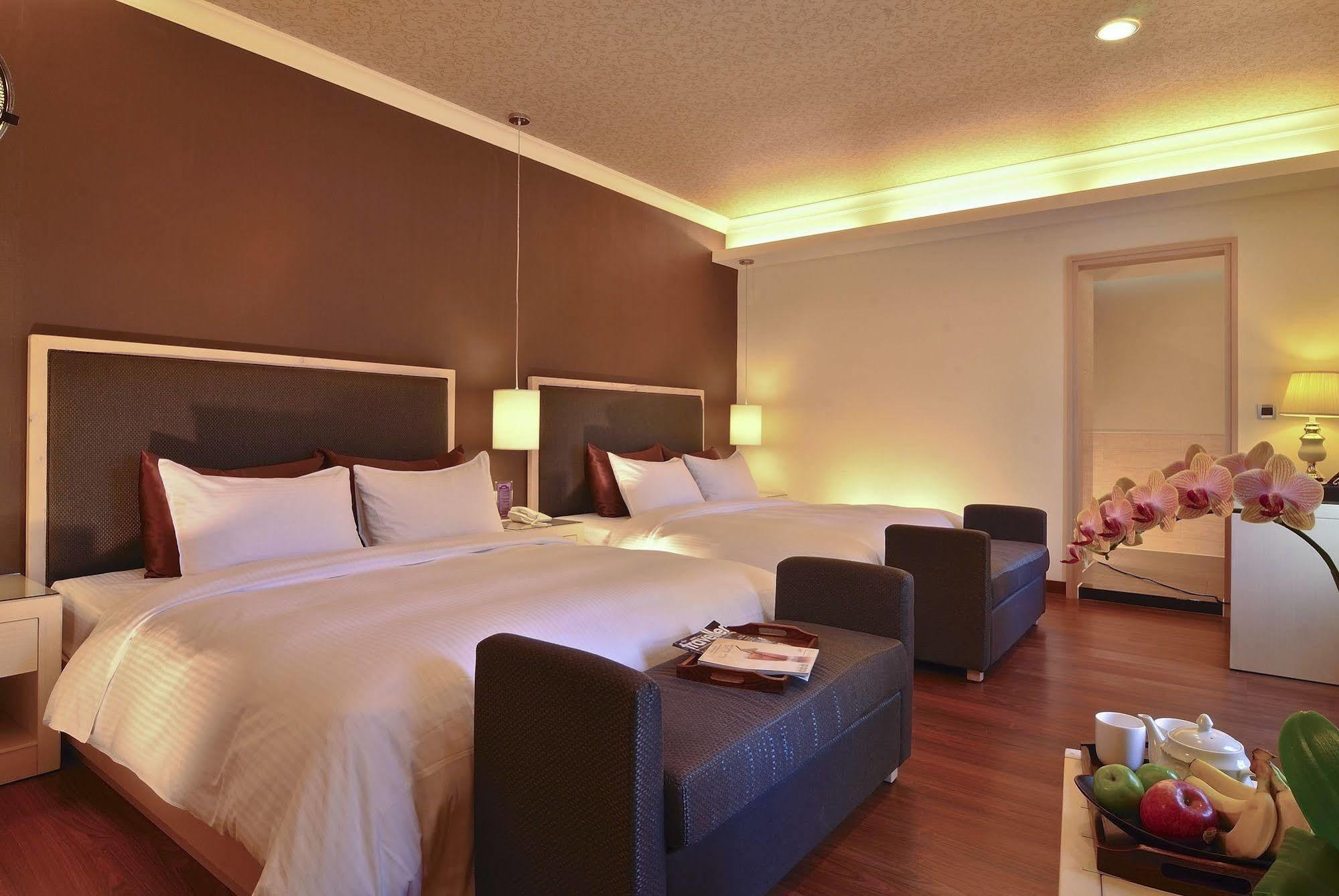 Hotel Modern Пули Экстерьер фото